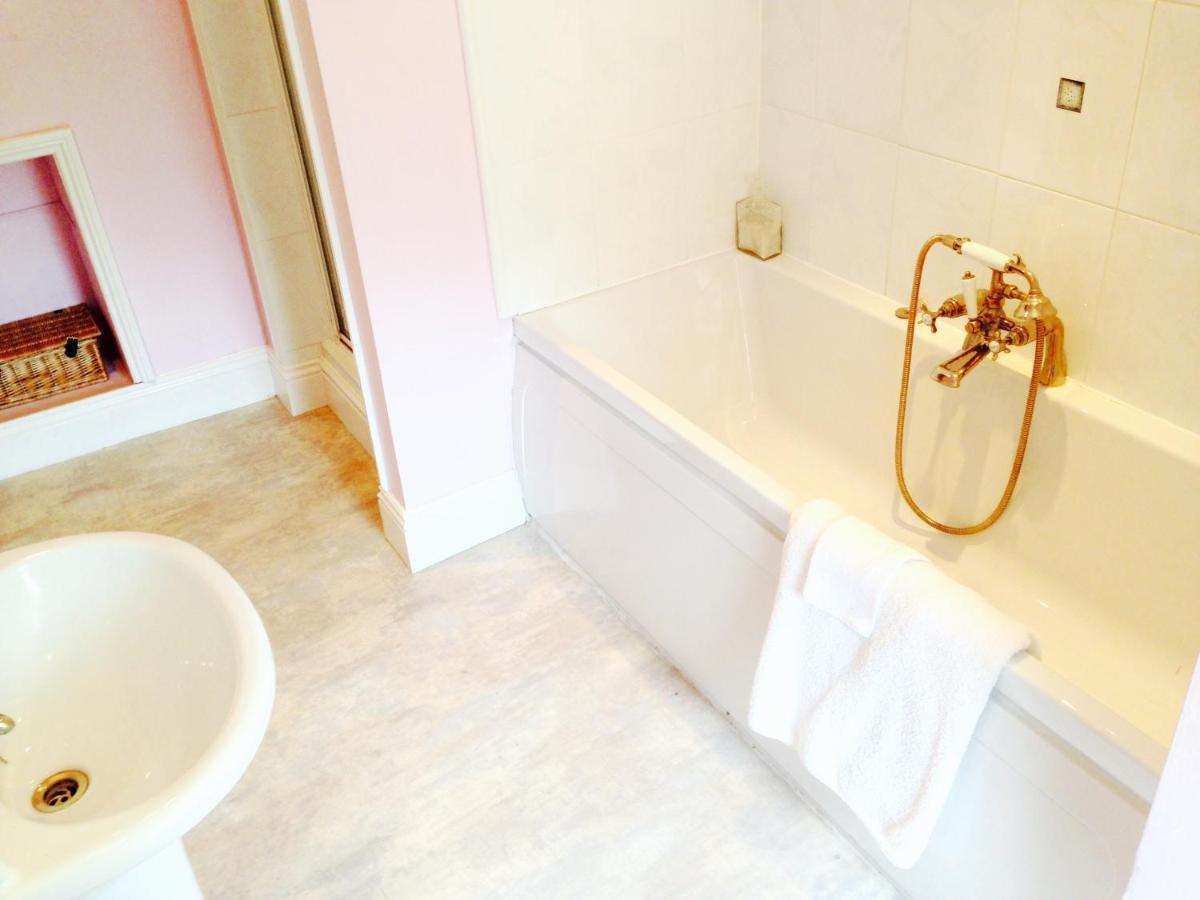 Bed and Breakfast Nightingale'S Loft à Ashbourne  Extérieur photo